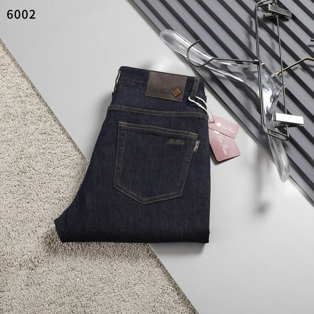 Autumn and winter style No.: 6002 Sizes: 29-42